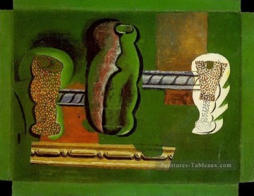 Verres et bouteilles 1914 cubiste Pablo Picasso Peinture à l'huile